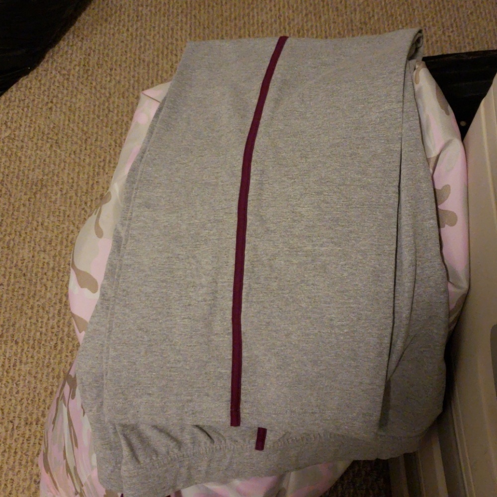Curves - Picture 3 of 6